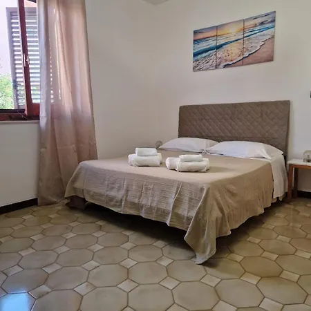 A Due Passi Dal Mare House Apartment *